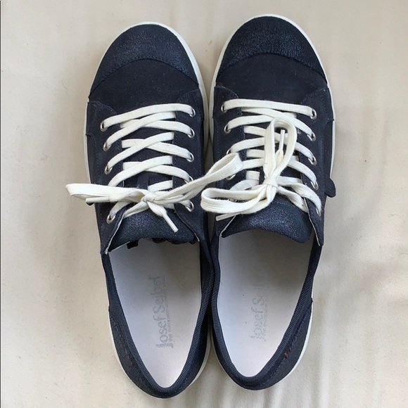 Josef Seibel Caren Navy Sneaker. SZ 8 - Picture 3 of 8